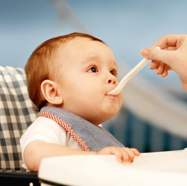 chế độ ăn uống cho trẻ suy dinh dưỡng