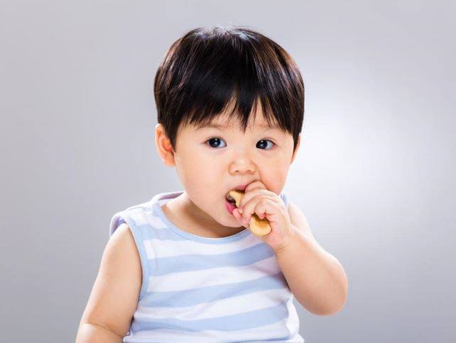 dinh dưỡng cho trẻ tăng cân khỏe mạnh
