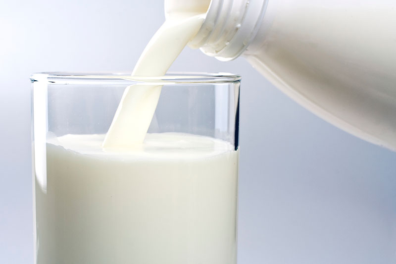 Sữa có thể giúp bé tăng cân hiệu quả