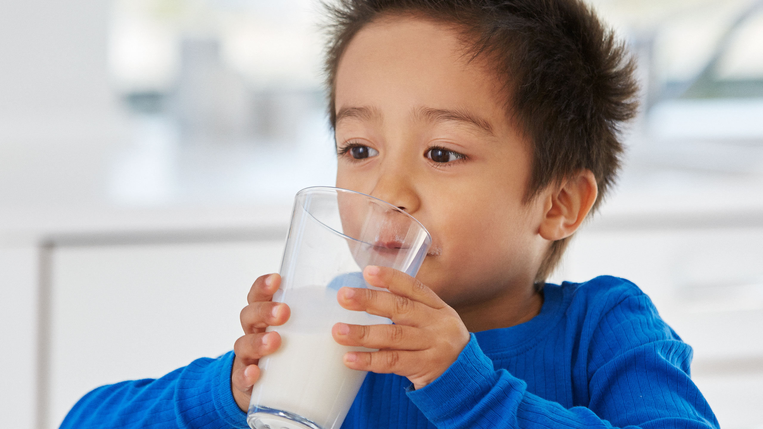 Sữa giúp trẻ tăng cân