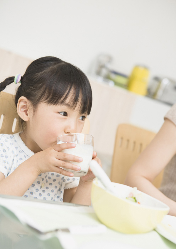 Sữa giúp trẻ tăng cân khỏe mạnh